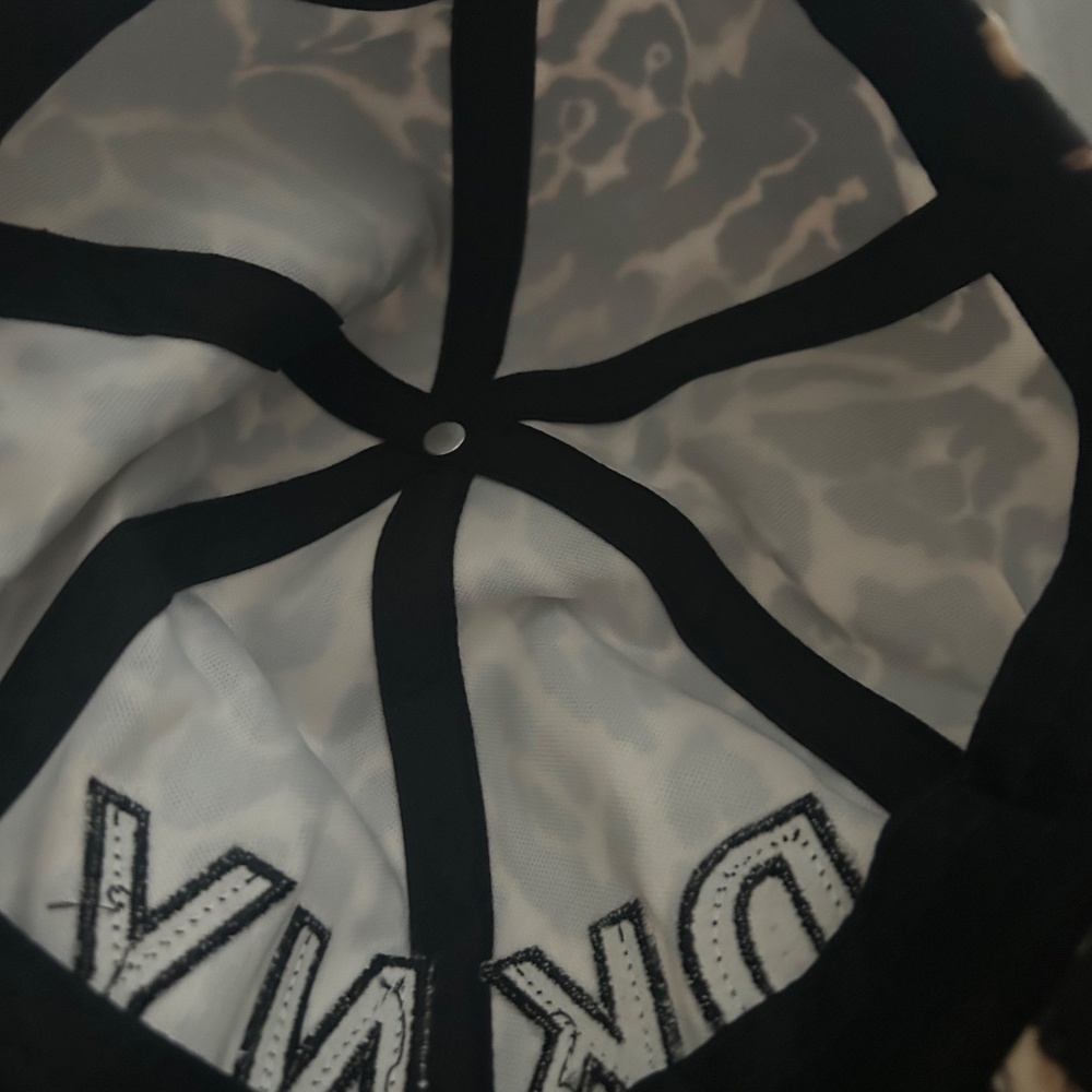 Leopard Hat - Picture 2 of 2